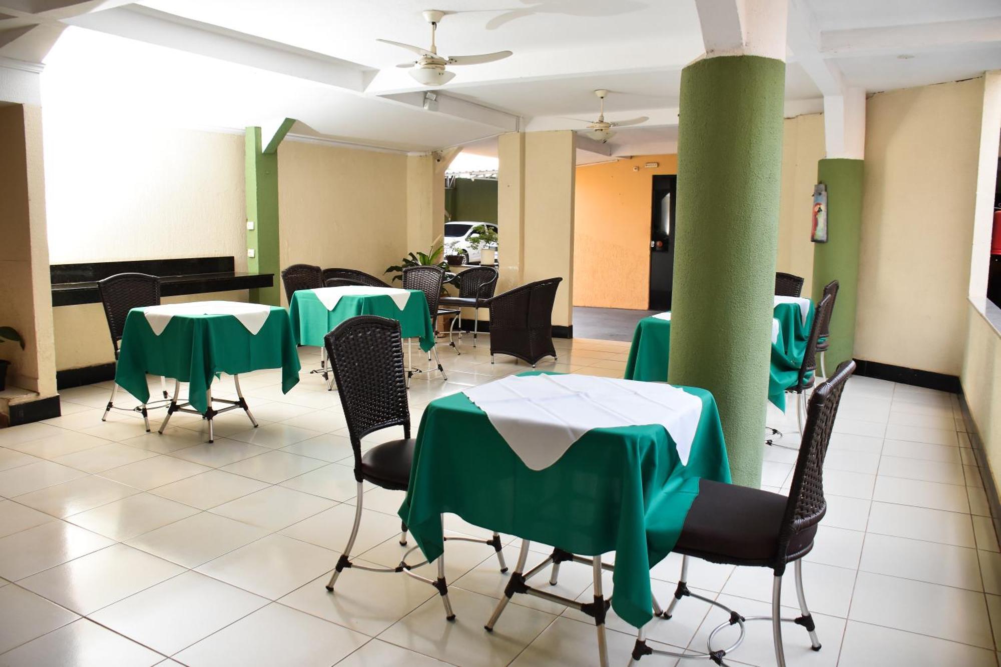 Hotel Casa Nova Várzea Grande المظهر الخارجي الصورة