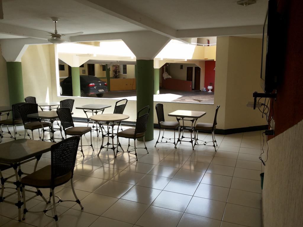 Hotel Casa Nova Várzea Grande المظهر الخارجي الصورة